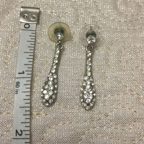 Cache Crystal drop earrings - Picture 3 of 4
